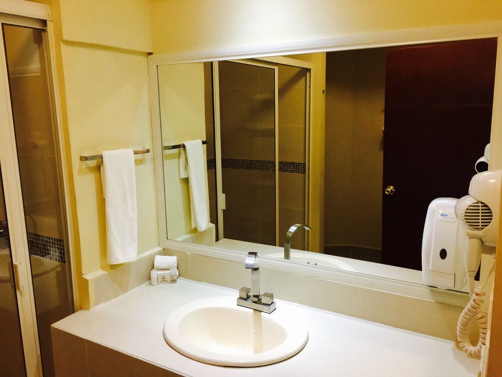 Hotel San Ignacio Inn Torreón Eksteriør bilde